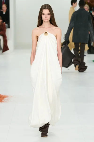 Look 33